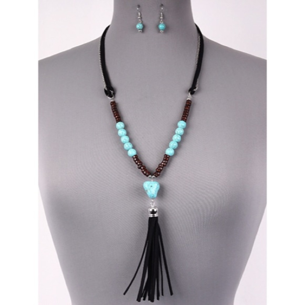 Last 1  New Boho BEADED TASSEL NECKLACE ✨
